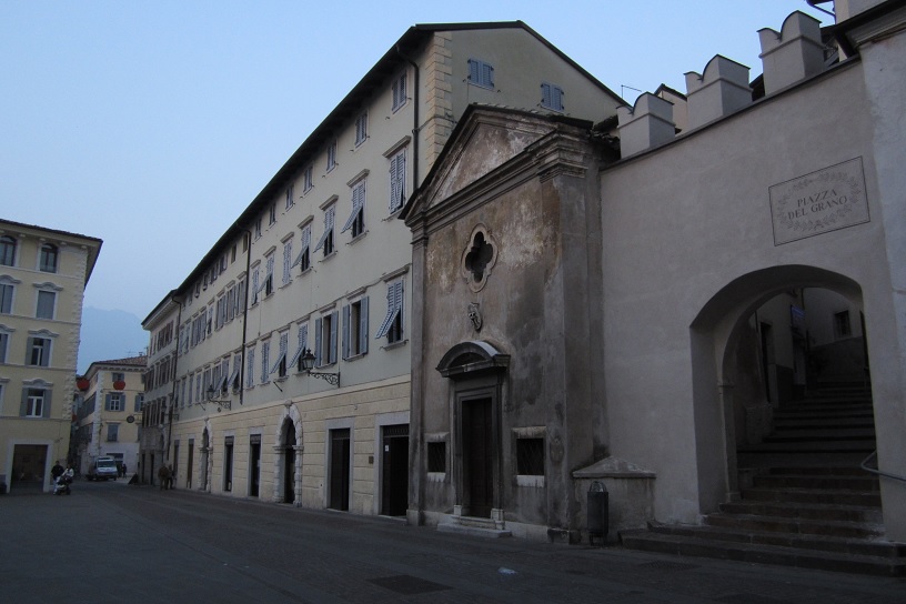 Piazza del Grano, Rovereto