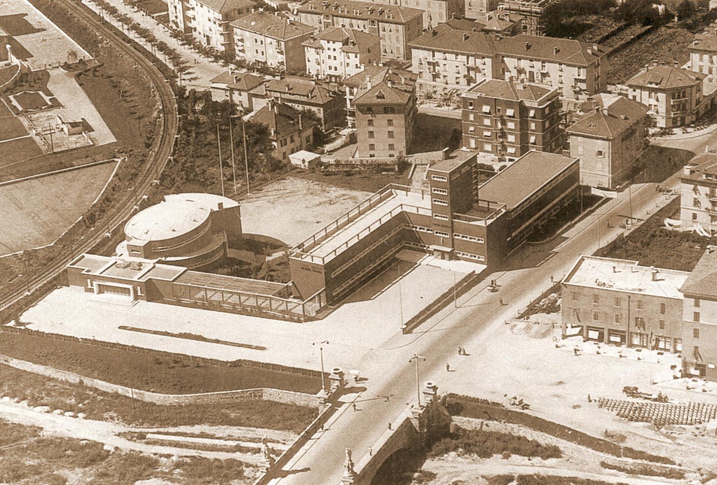 Bolzano. L'edificio della GIL femminile presso ponte Druso Bolzano. L'edificio della GIL femminile presso ponte Druso