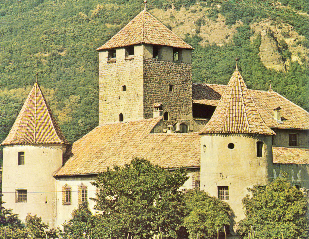 Castel Mareccio / Schloss Maretsch, per lungo tempo sede dell'Archivio di Stato di Bolzano